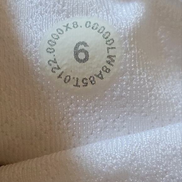 Lululemon Pace Rival Skirt Tall Size 6 - Picture 6 of 6